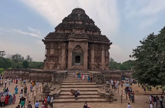 Konark Sun Temple: Timings, History, Entry Fee, Location & Nearby Location