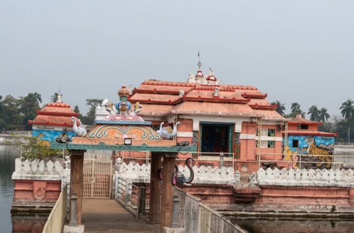 Narendra Pokhari Puri: Timings, History, Entry Fee, Festivals & Location