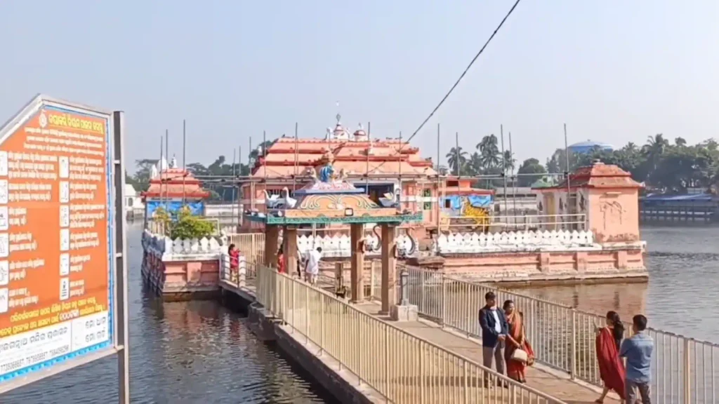 Narendra Tank Puri